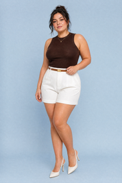 Short bermuda ample taille haute | Porté sur une silhouette plus ronde | Lounelle Paris