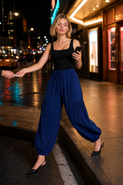 Pantalon large taille haute plissé | Variante Bleu - Lifestyle | Lounelle Paris