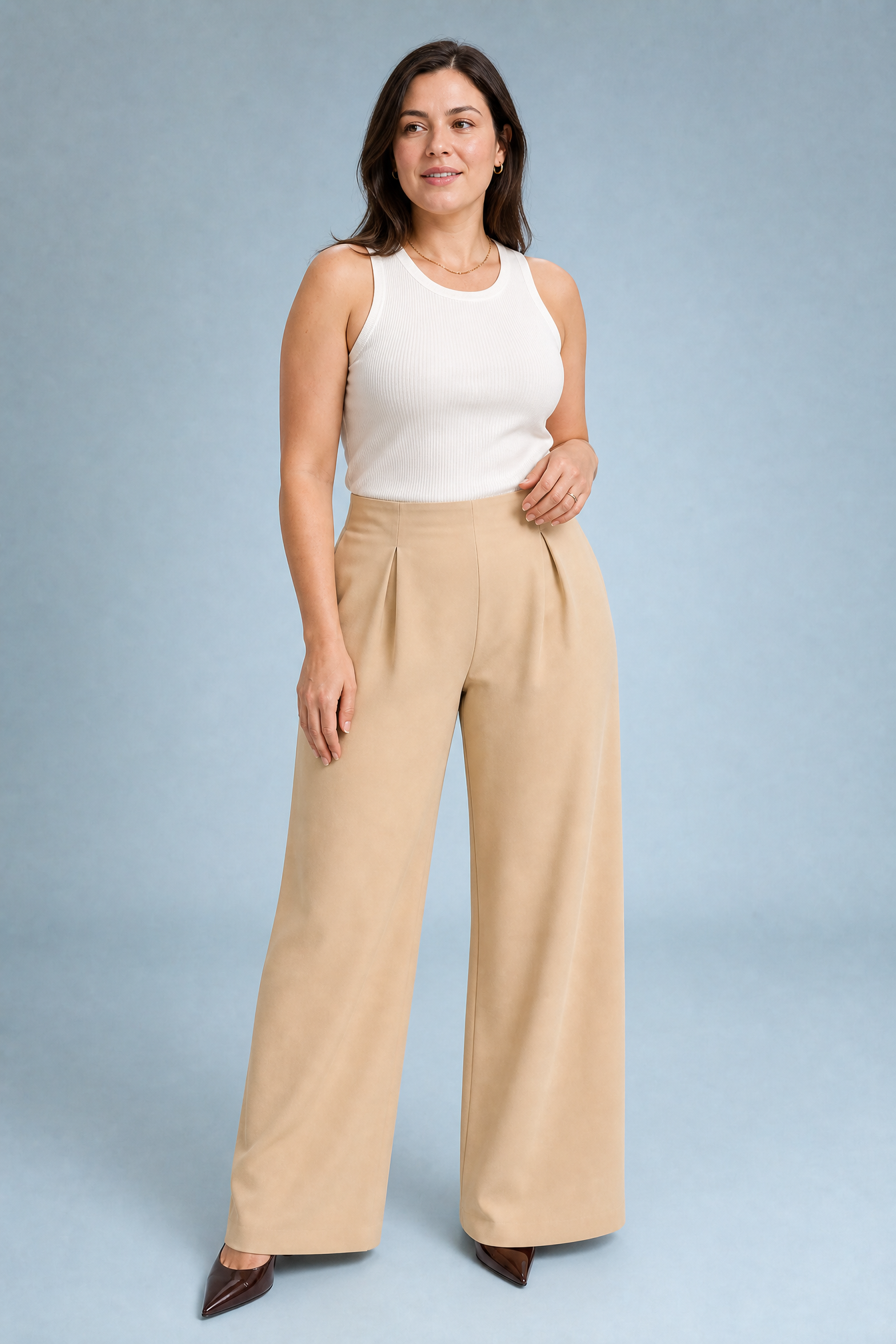 Pantalon beige taille haute jambes larges | Porté sur une autre silhouette | Lounelle Paris