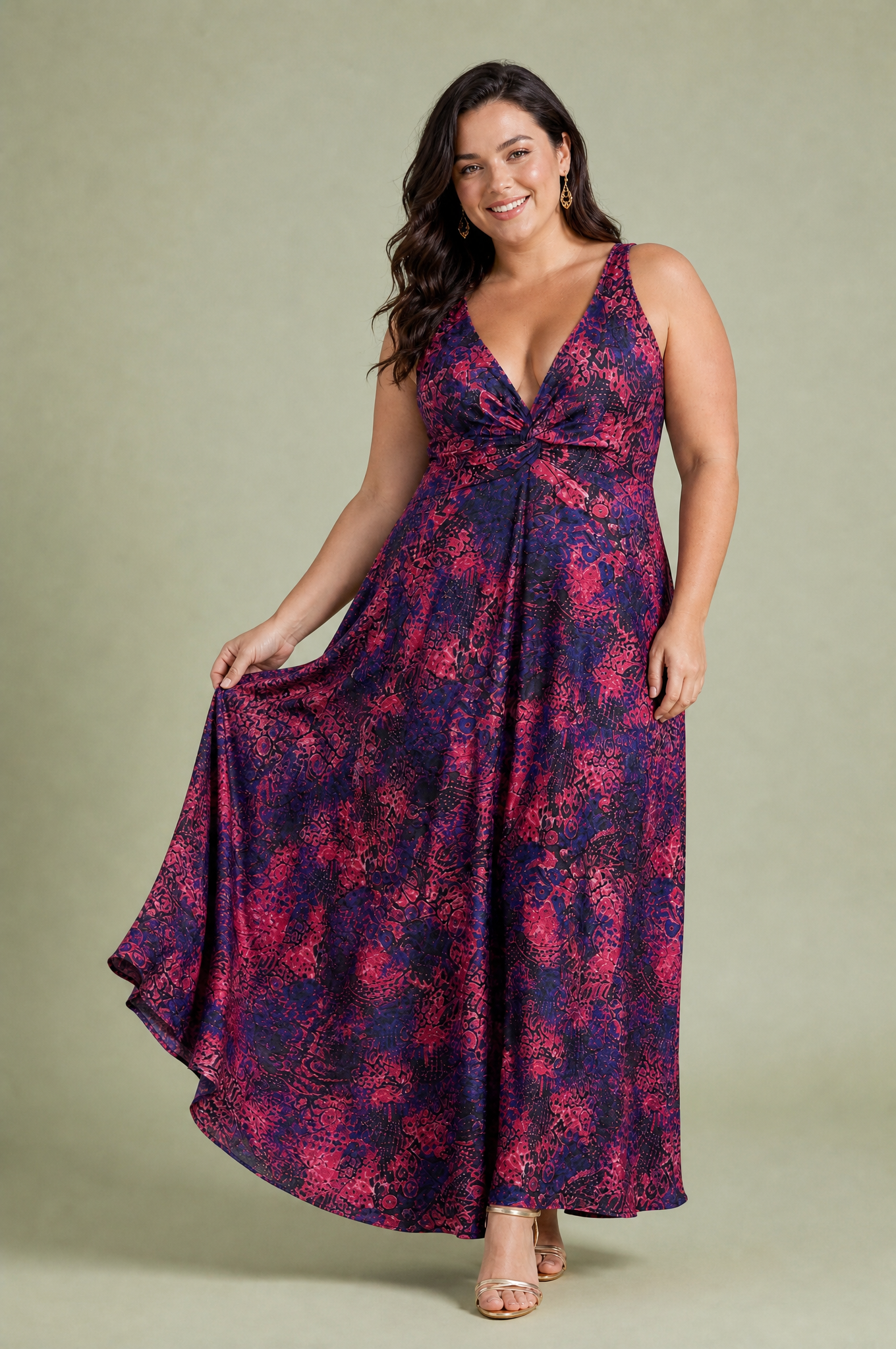 Robe longue décolleté dos nu | Porté sur une silhouette plus ronde | Lounelle Paris