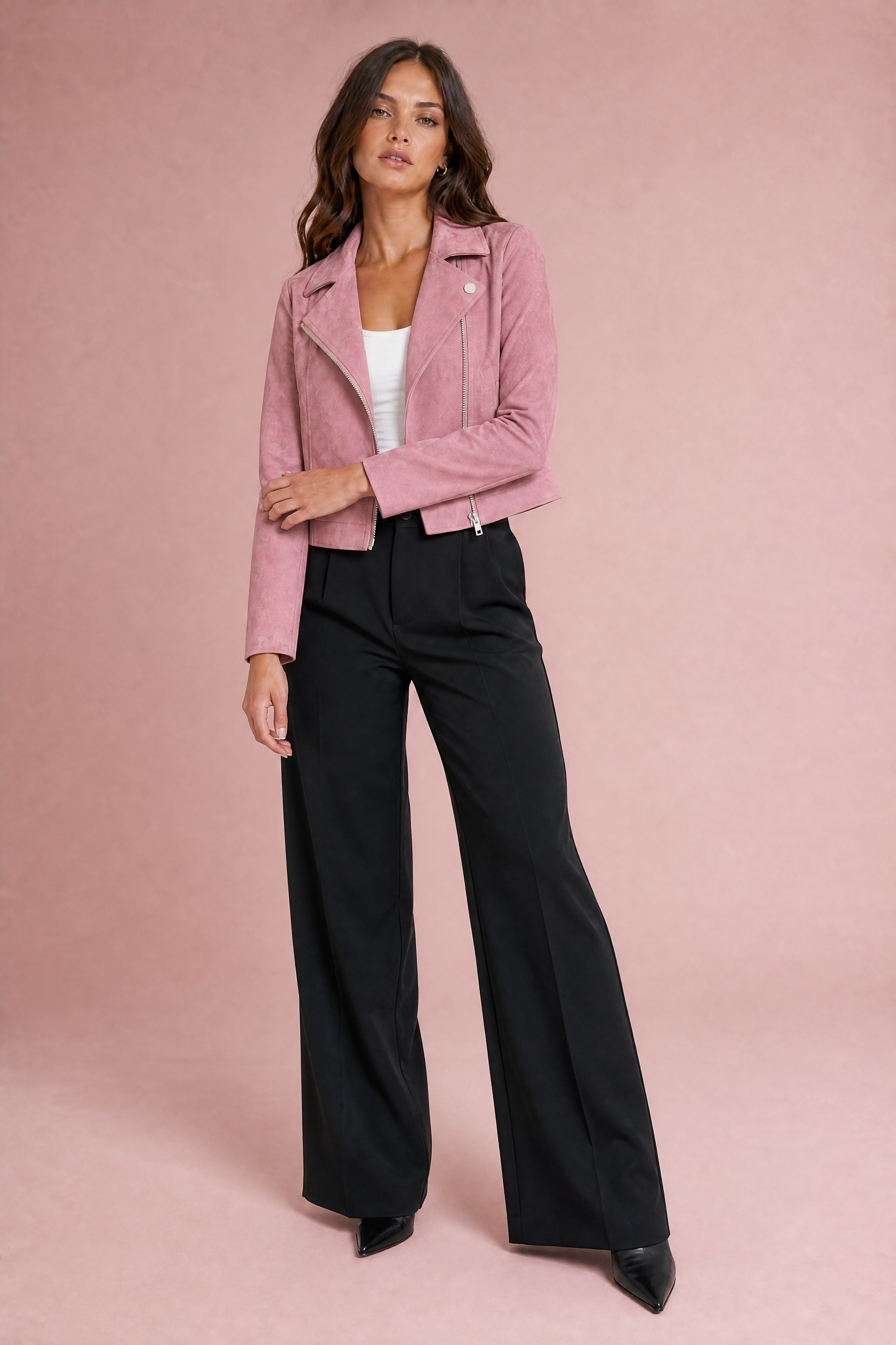 Veste courte suédine zip asymétrique | Variante Rose | Lounelle Paris