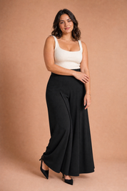 Pantalon large taille haute fluide | Porté sur une autre silhouette | Lounelle Paris