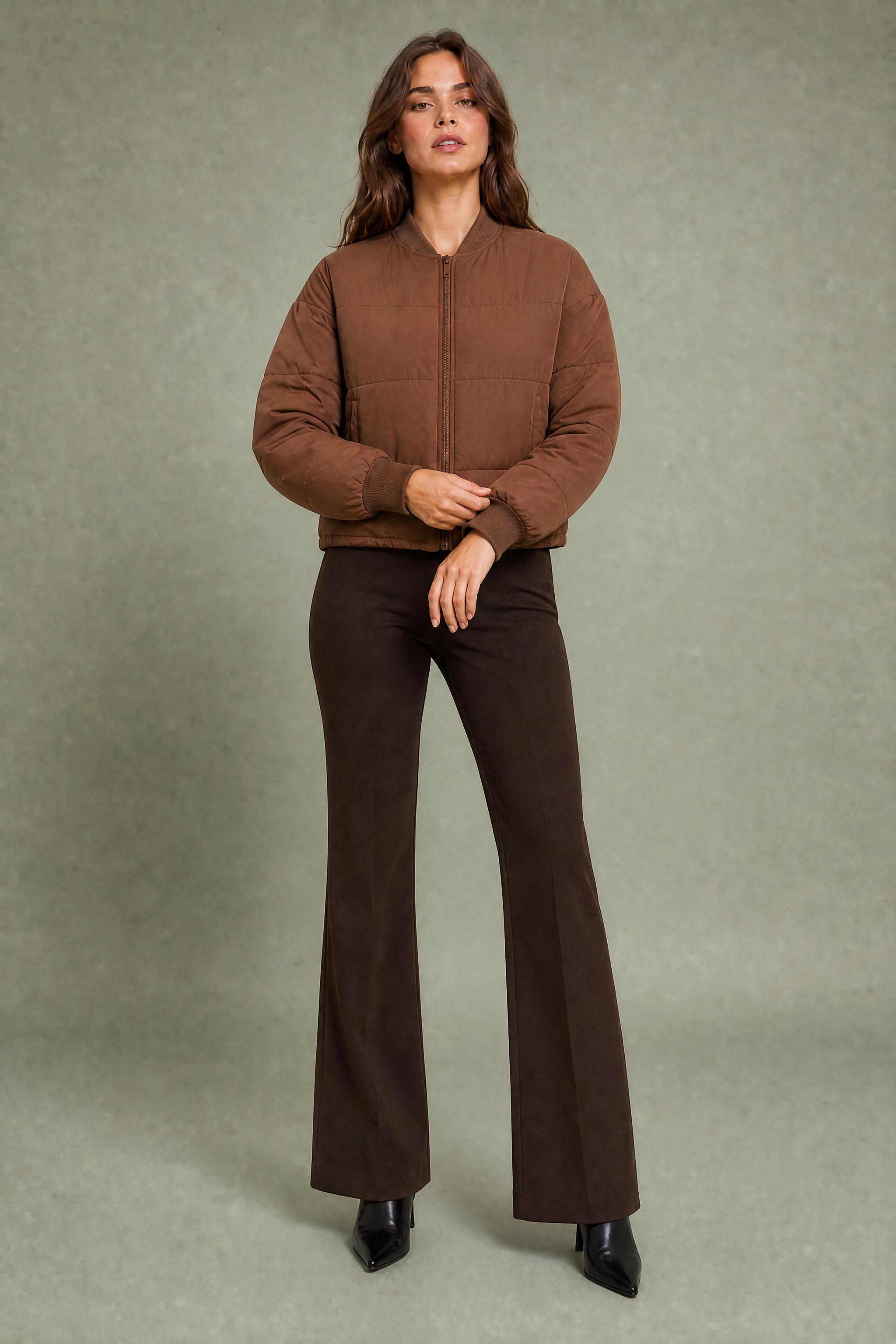 Veste matelassée courte col baseball | Variante Marron | Lounelle Paris