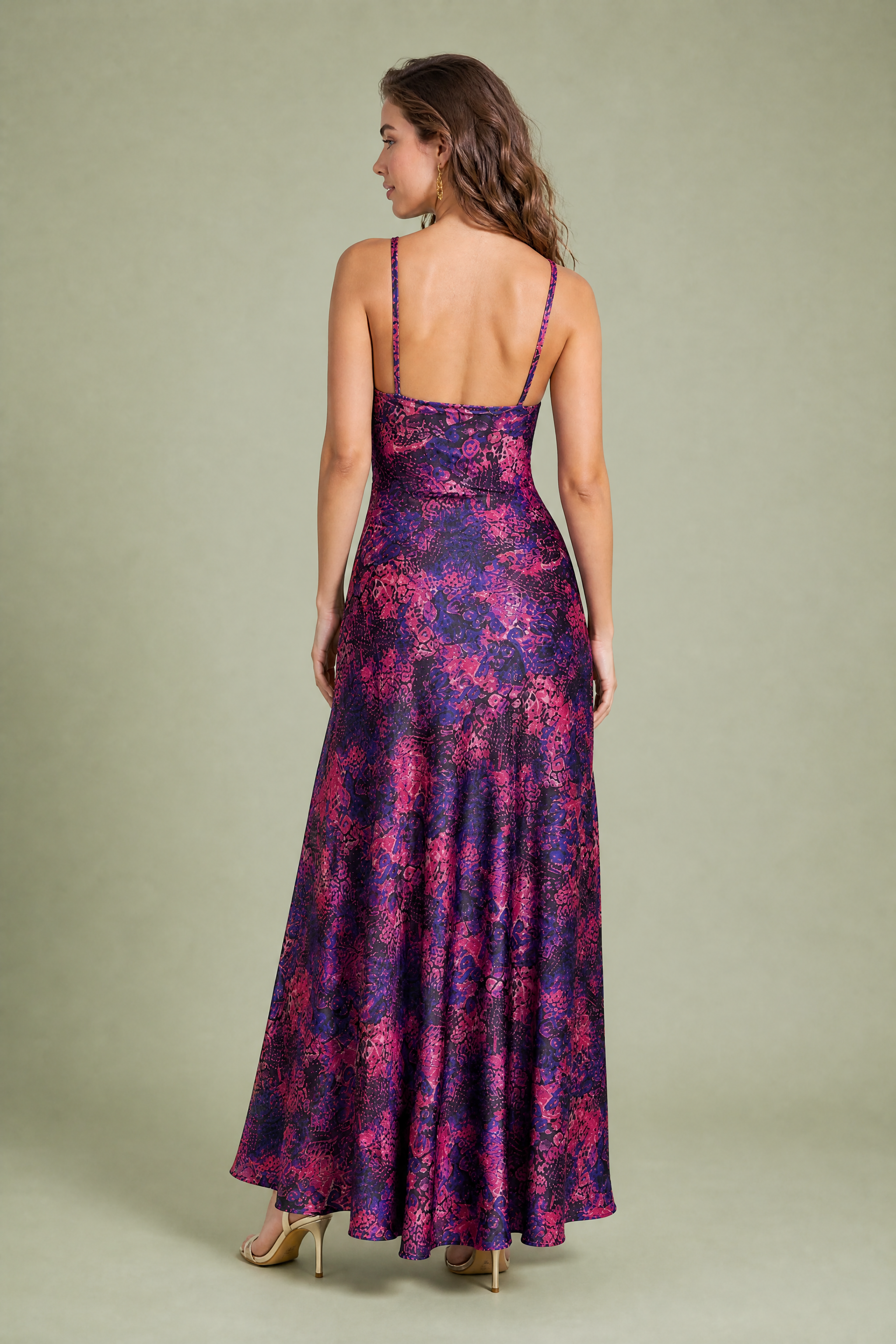Robe longue décolleté dos nu | Vue de dos | Lounelle Paris