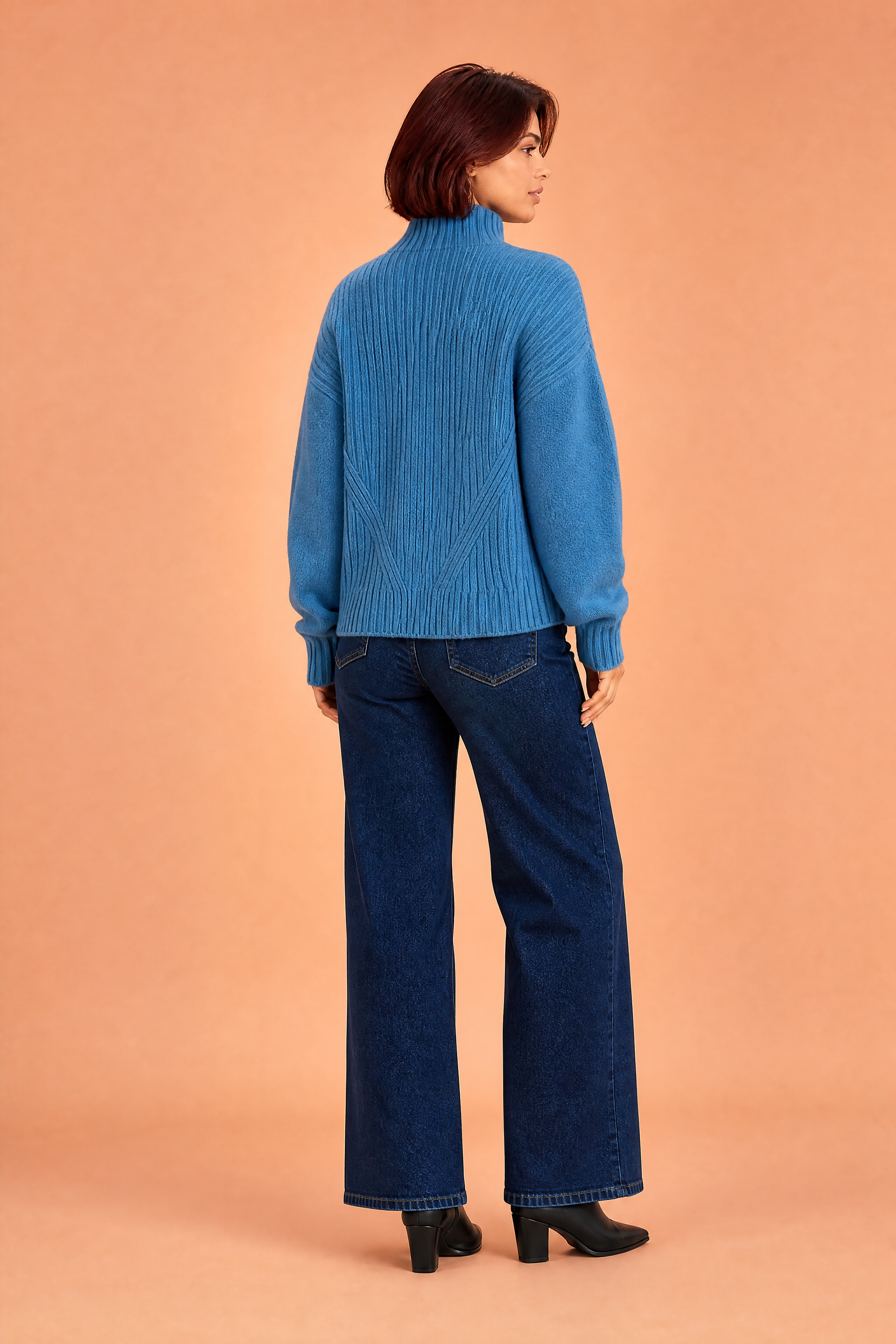 Gilet bleu zippé col montant | Vue de dos | Lounelle Paris