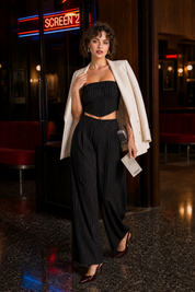 Ensemble rayé bandeau et pantalon large | Deuxième photo lifestyle | Lounelle Paris