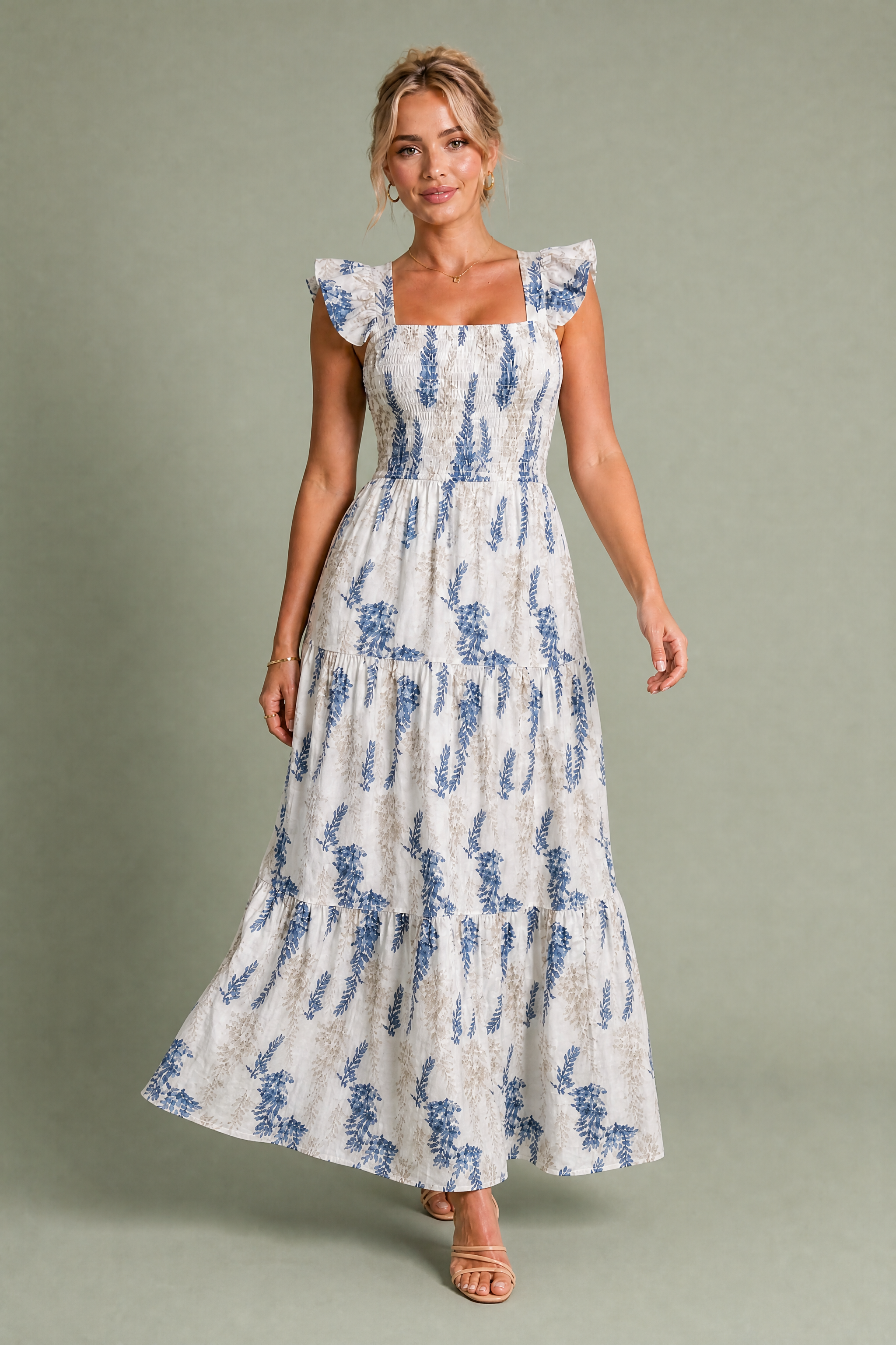 Robe longue écru imprimé floral encolure carrée | Vue en mouvement | Lounelle Paris