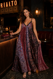Robe longue imprimée à fines bretelles | Deuxième photo lifestyle | Lounelle Paris