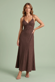 Robe longue marron bretelles croisées | Vue de face | Lounelle Paris