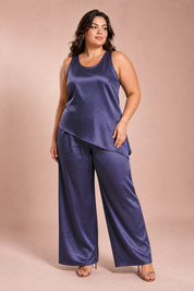 Ensemble pantalon asymétrique sans manches | Porté sur une silhouette plus ronde | Lounelle Paris