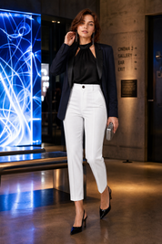 Pantalon droit taille haute 7/8 | Deuxième photo lifestyle | Lounelle Paris