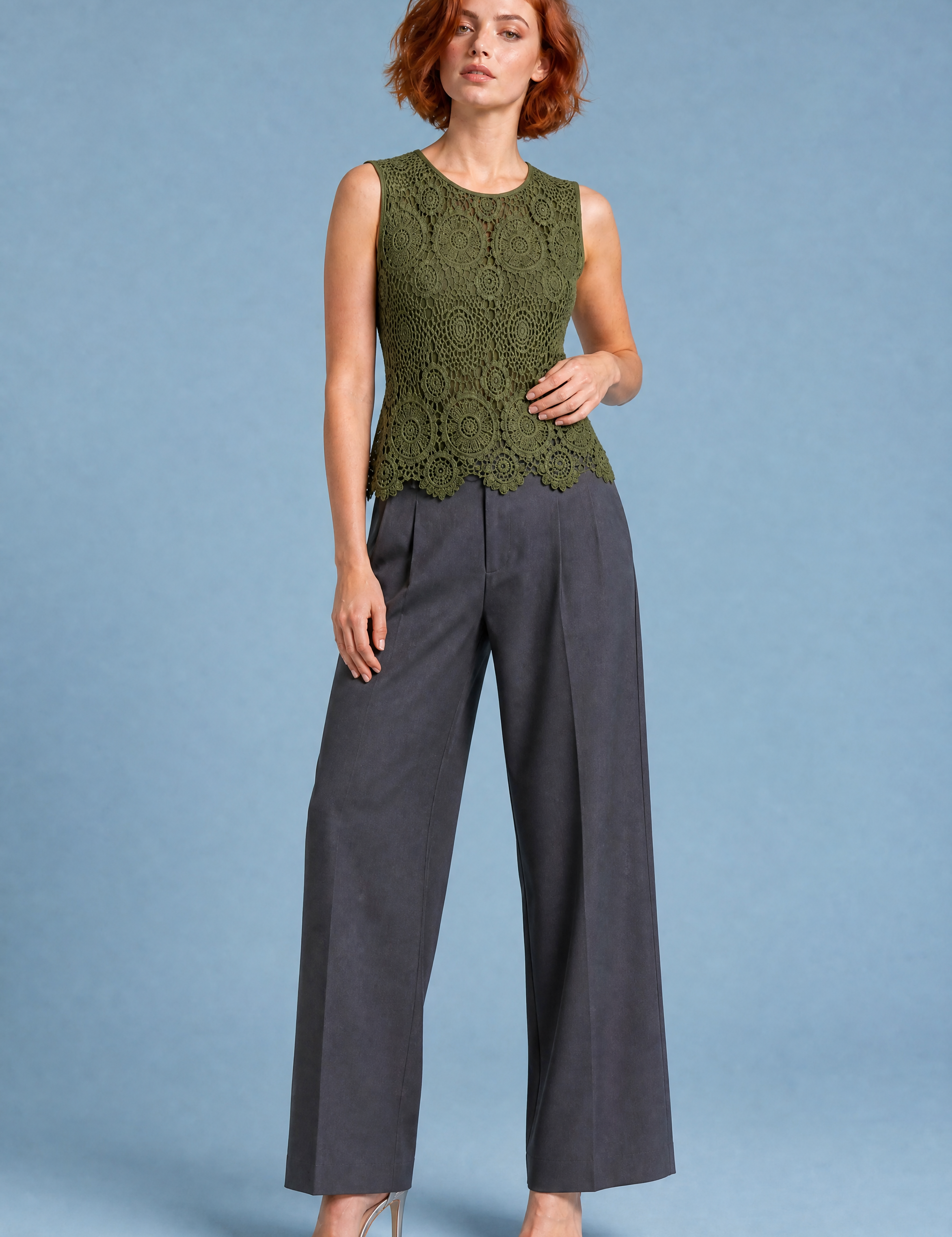 Top en dentelle bretelles larges | Variante Vert | Lounelle Paris