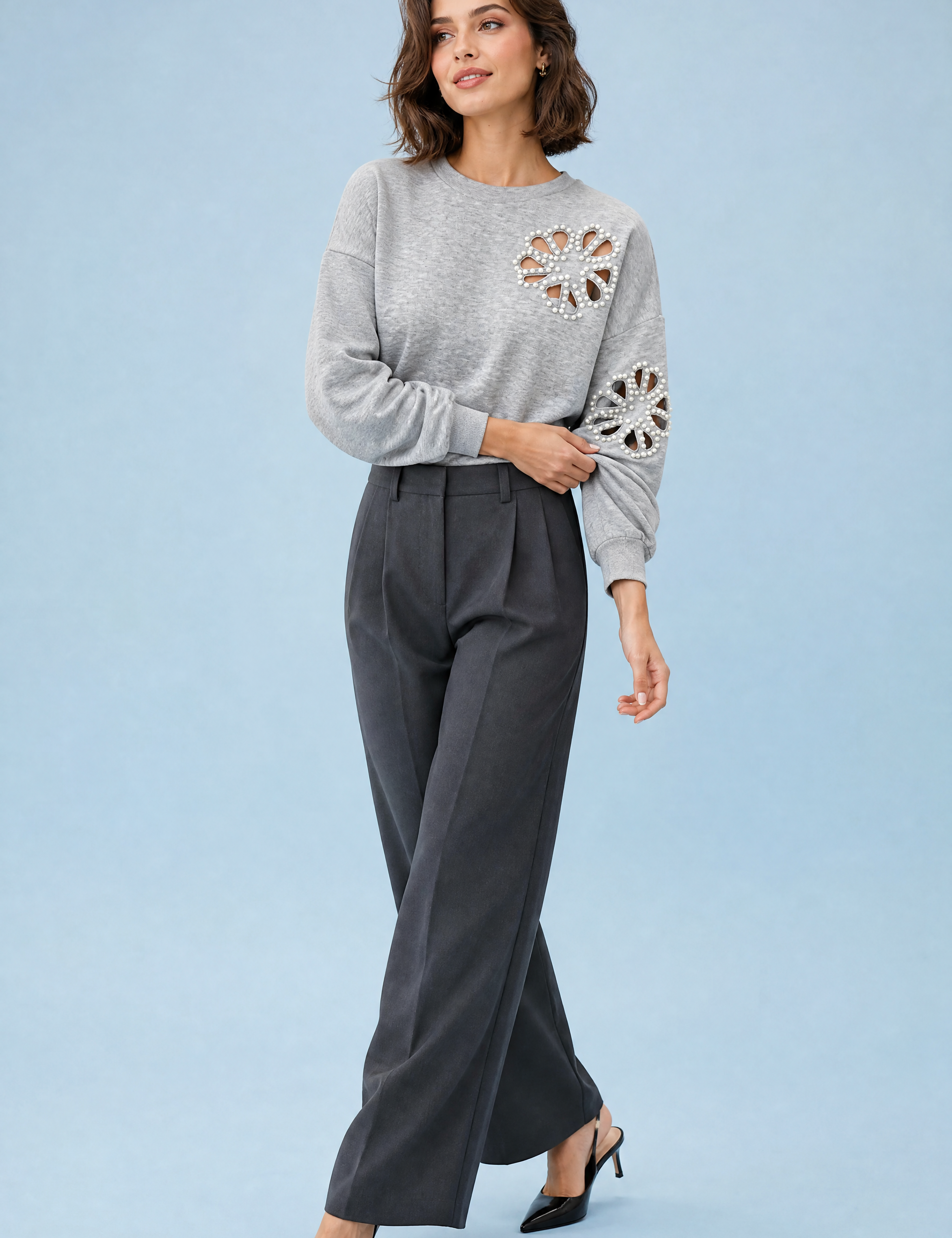 Sweat gris ajouré à perles | Vue de face | Lounelle Paris