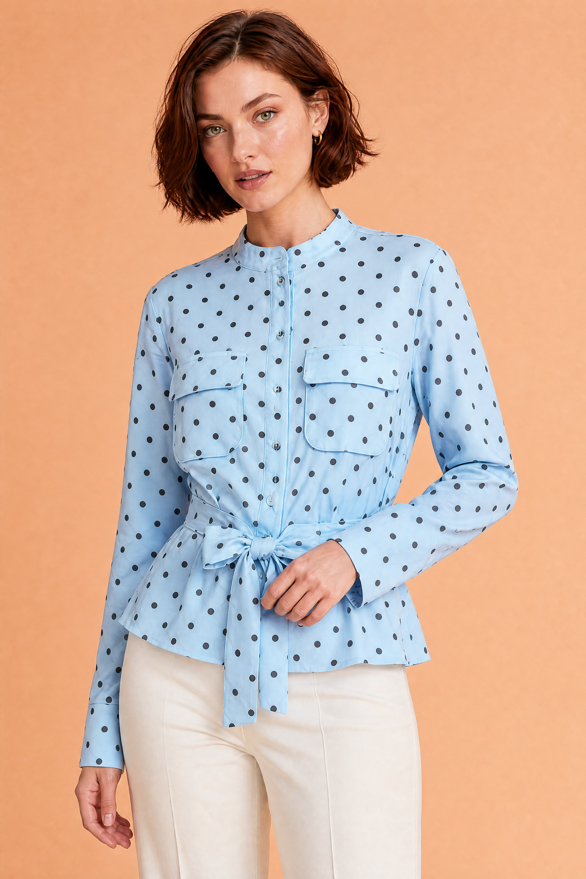 Veste chemise bleu clair à pois | Vue rapprochée | Lounelle Paris