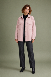Manteau mi-long ample à revers | Variante Rose | Lounelle Paris