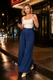 Pantalon large plissé taille haute | Variante Bleu - Lifestyle | Lounelle Paris