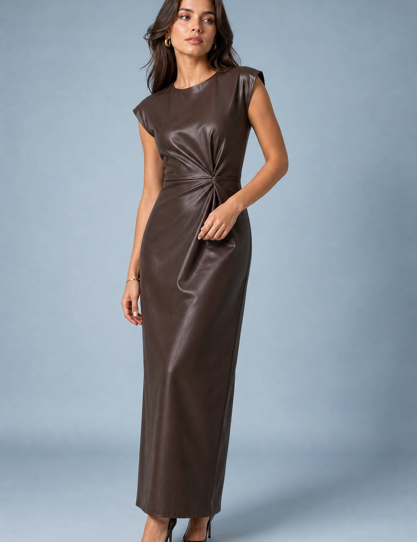 Robe longue marron similicuir | Vue de face | Lounelle Paris