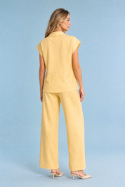 Ensemble jaune pâle ample col chemise | Vue de dos | Lounelle Paris