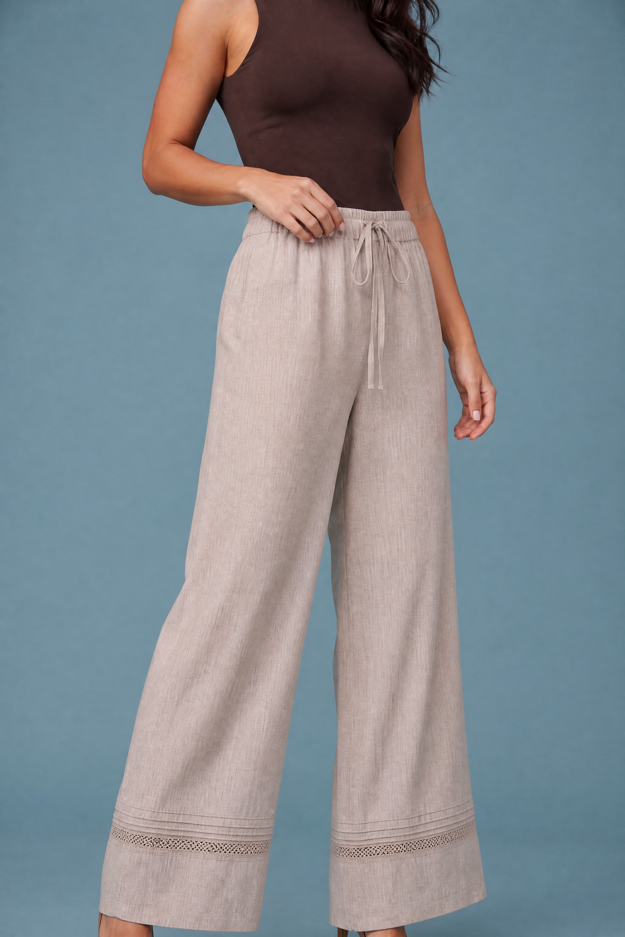 Pantalon large beige taille haute | Vue rapprochée | Lounelle Paris