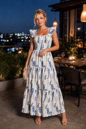 Robe longue écru imprimé floral encolure carrée | Deuxième photo lifestyle | Lounelle Paris