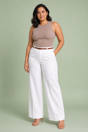 Pantalon large ceinturé taille mi-haute | Porté sur une autre silhouette | Lounelle Paris