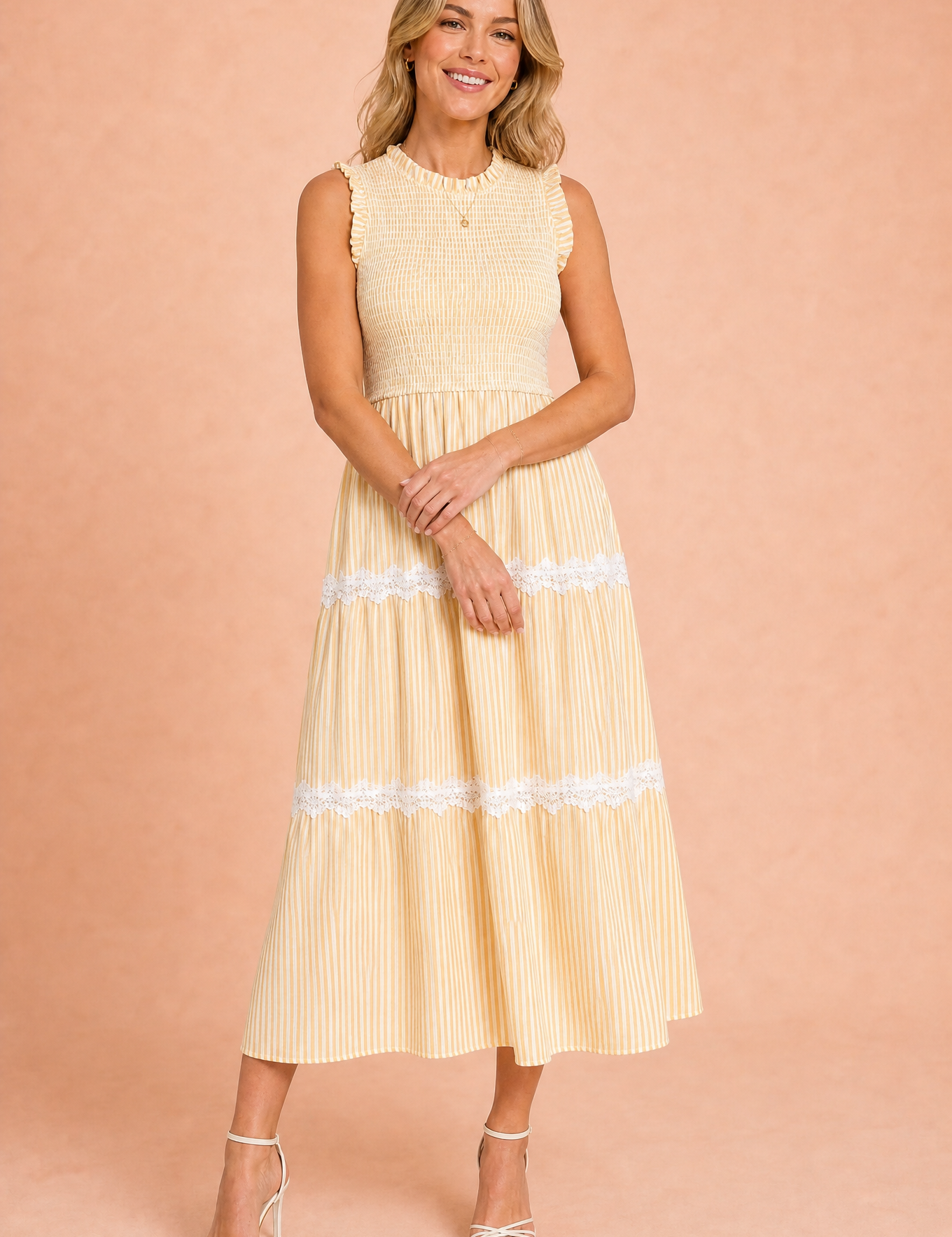Robe longue rayée smockée | Variante Jaune | Lounelle Paris