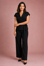 Gilet noir col V ceinturé | Porté sur une autre silhouette | Lounelle Paris