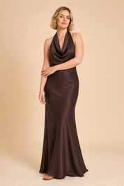 Robe marron col halter dos nu | Porté sur une autre silhouette | Lounelle Paris