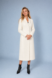 Manteau long cintré à col tailleur | Variante Blanc cassé | Lounelle Paris