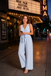 Combinaison rayée col V | Variante Bleu - Lifestyle | Lounelle Paris