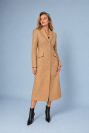 Manteau long cintré à col tailleur | Variante Camel | Lounelle Paris