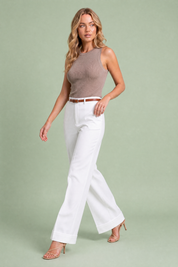 Pantalon large ceinturé taille mi-haute | Vue en mouvement | Lounelle Paris
