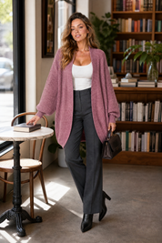 Gilet mi-long en maille côtelée | Variante Rose - Lifestyle | Lounelle Paris
