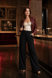Pantalon large taille haute | Deuxième photo lifestyle | Lounelle Paris