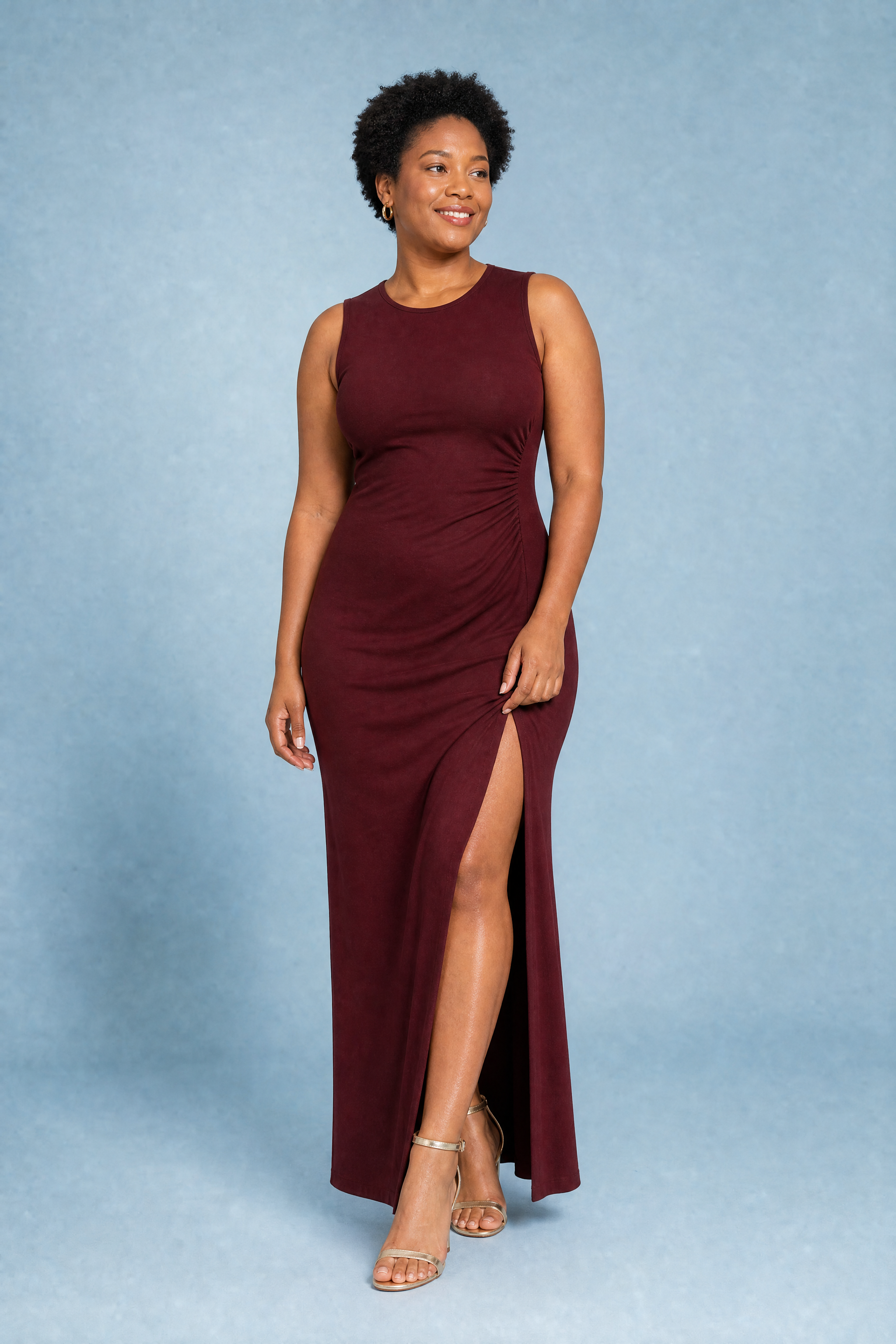 Robe longue bordeaux sans manches | Porté sur une autre silhouette | Lounelle Paris