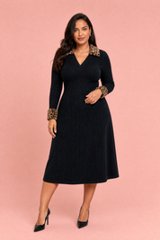 Robe noire col V léopard | Porté sur une autre silhouette | Lounelle Paris