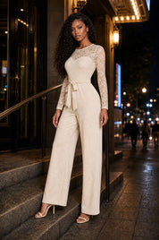 Combinaison en dentelle à jambes larges | Variante Beige - Lifestyle | Lounelle Paris