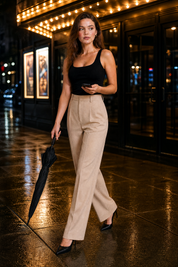 Pantalon tailleur blanc taille haute | Variante Beige - Lifestyle | Lounelle Paris