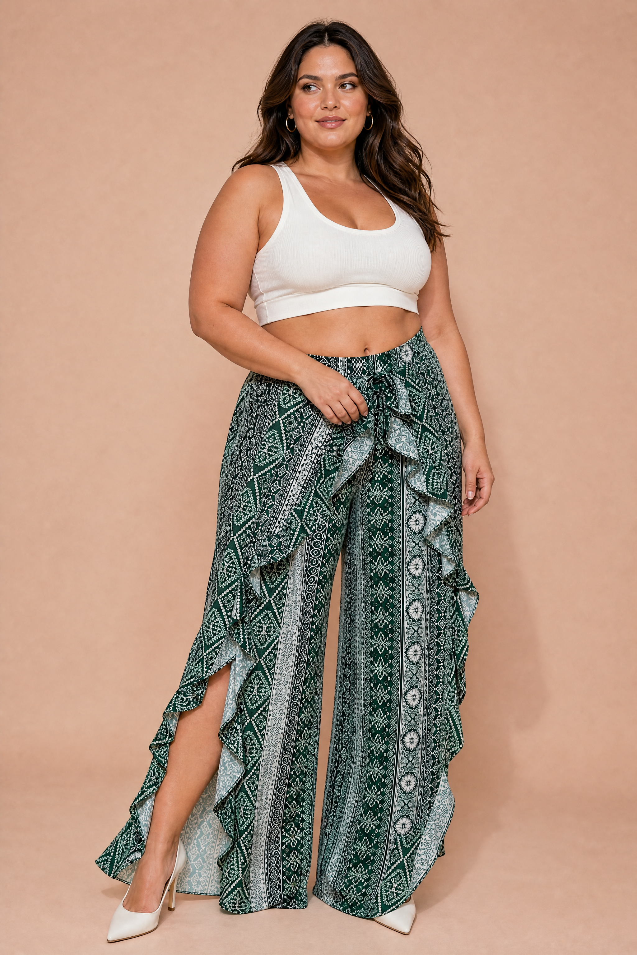 Pantalon vert imprimé taille haute | Porté sur une silhouette plus ronde | Lounelle Paris