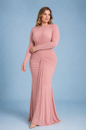 Robe longue drapée | Porté sur une silhouette plus ronde | Lounelle Paris