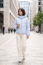 Doudoune matelassée à capuche | Photo lifestyle | Lounelle Paris