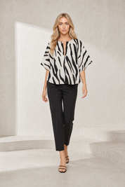 Blouse ample imprimé zébré col fendu | Lounelle Paris