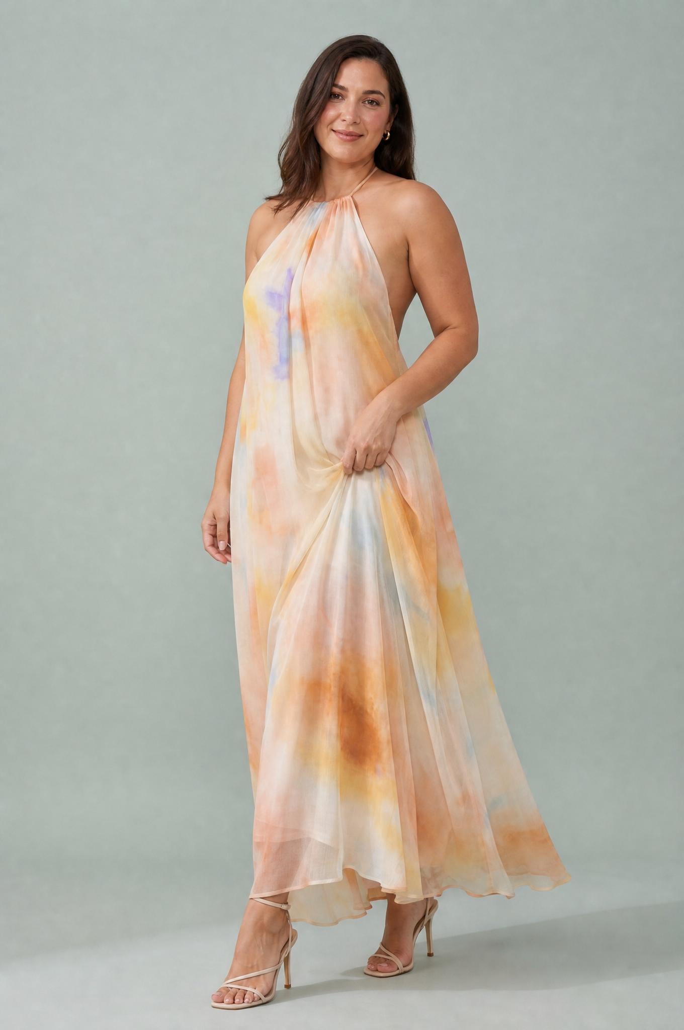 Robe écru col licou dos nu | Porté sur une autre silhouette | Lounelle Paris