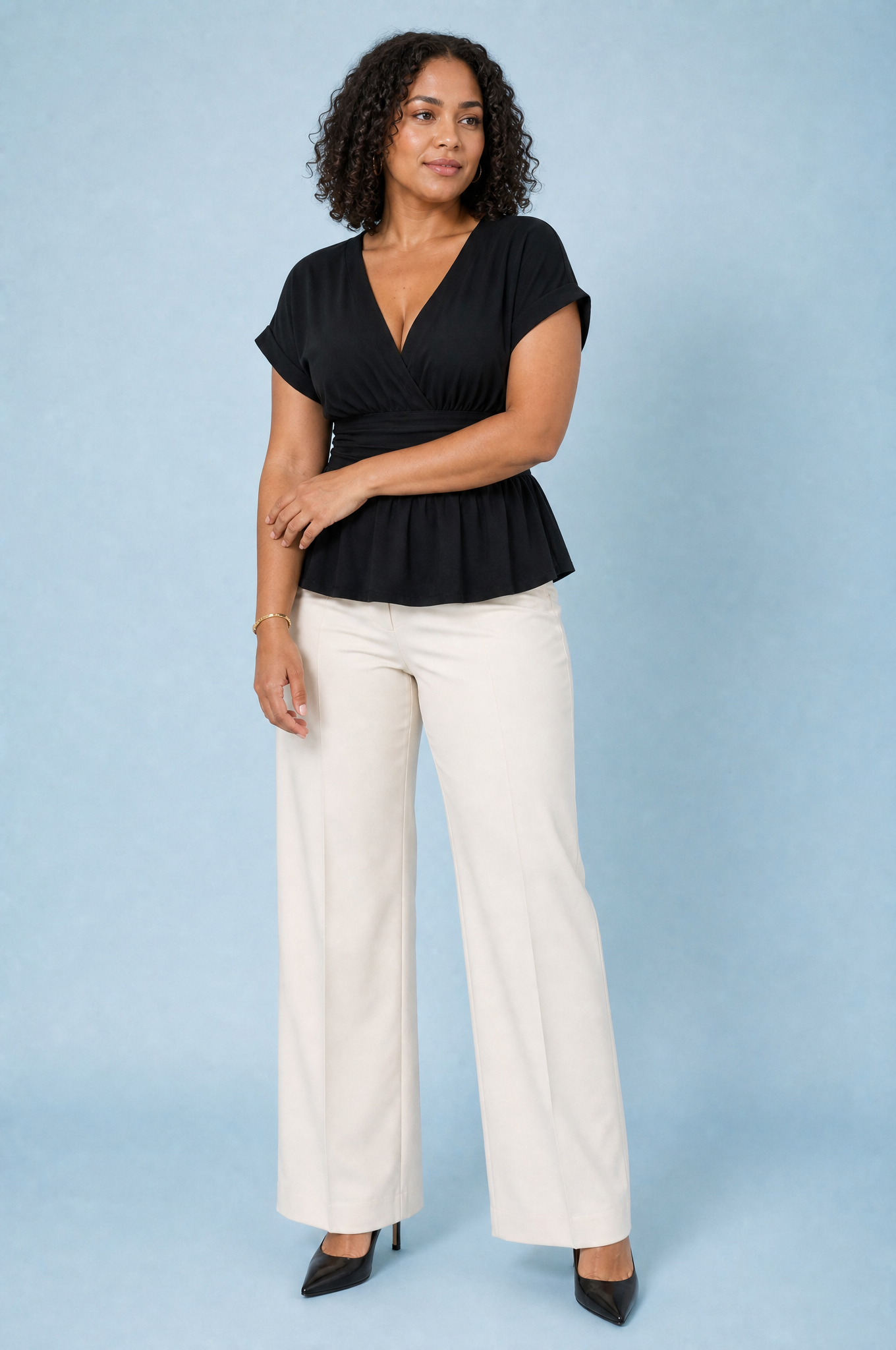 Blouse col V taille cintrée | Porté sur une autre silhouette | Lounelle Paris