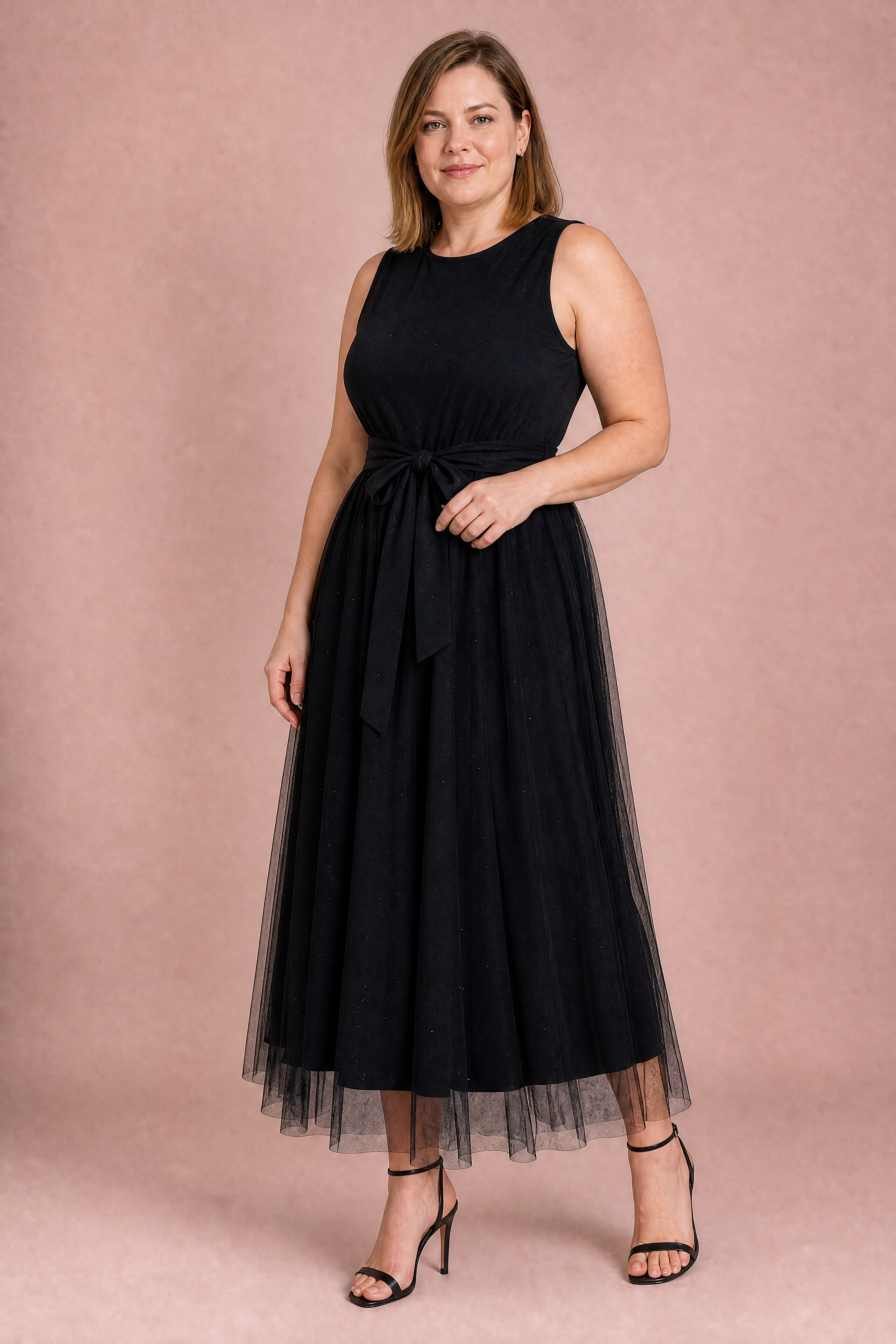 Robe longue noire tulle taille nouée | Porté sur une autre silhouette | Lounelle Paris