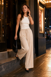 Pantalon fluide large taille cordon | Variante Beige - Lifestyle | Lounelle Paris