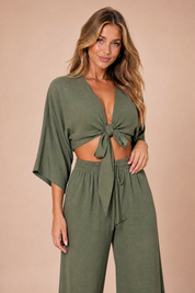 Ensemble crop top noué pantalon large | Vue rapprochée | Lounelle Paris