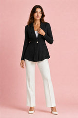 Fitted Textured Knit Blazer