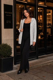 Gilet en maille à capuche zippé | Deuxième photo lifestyle | Lounelle Paris