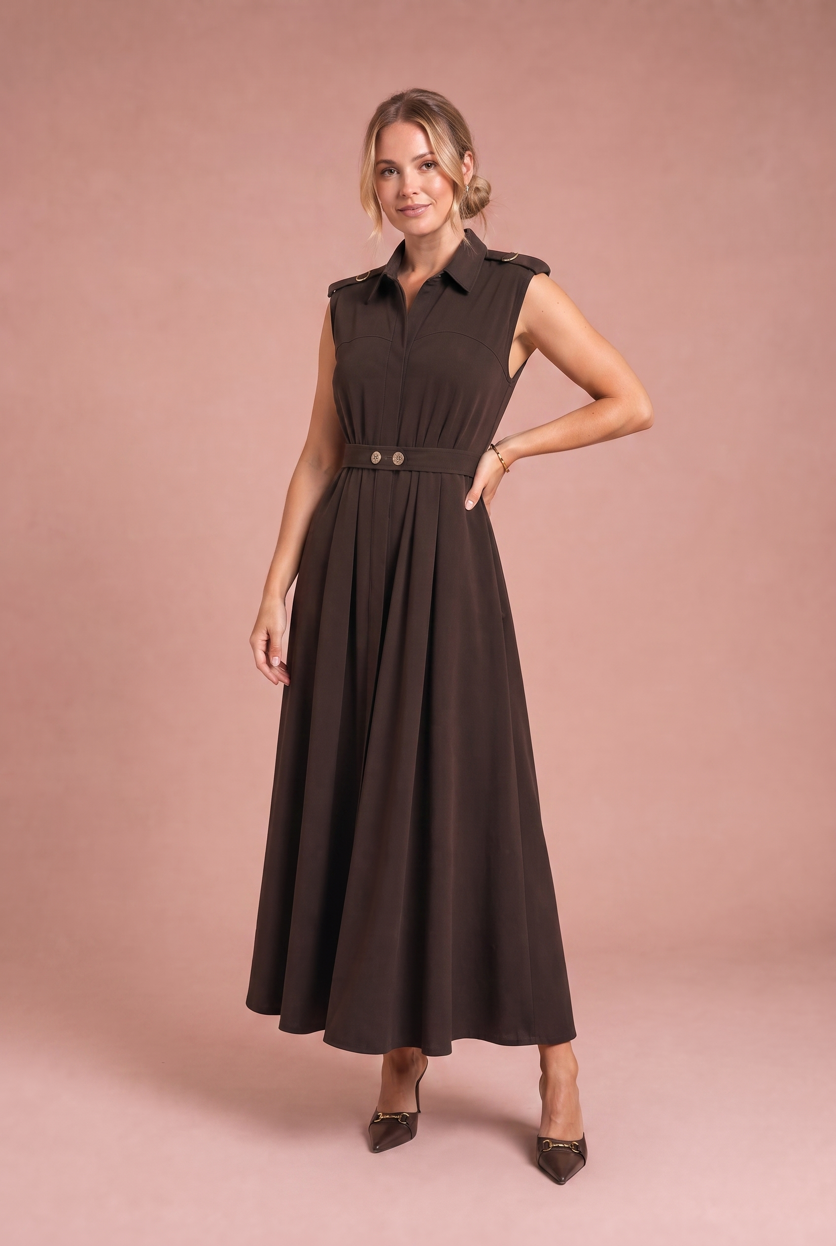 Robe marron col chemise ceinturée | Porté sur une autre silhouette | Lounelle Paris
